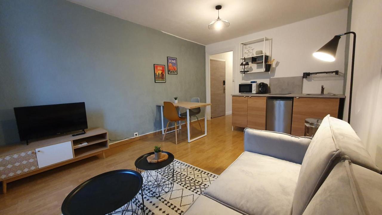 Le Central Lagnieu Экстерьер фото